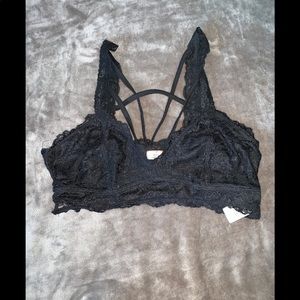 All black bralette